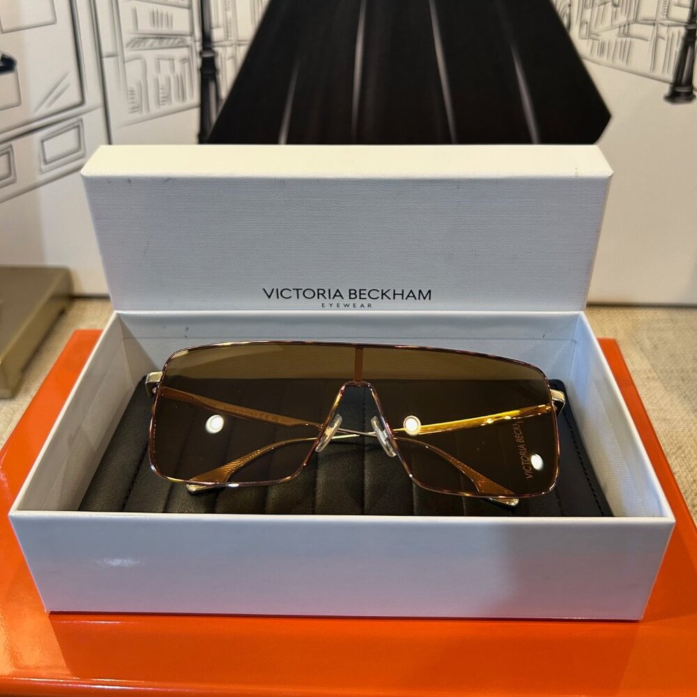 Victoria Beckham VB238S 723 Shield Sunglasses